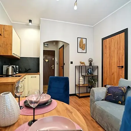 Everysky - Obroncow Pokoju 1d *