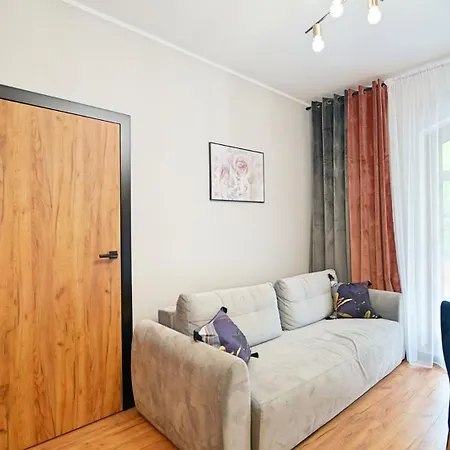 Everysky - Obroncow Pokoju 1d * Karpacz