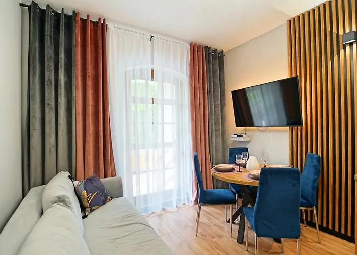 Daire Everysky - Obroncow Pokoju 1d