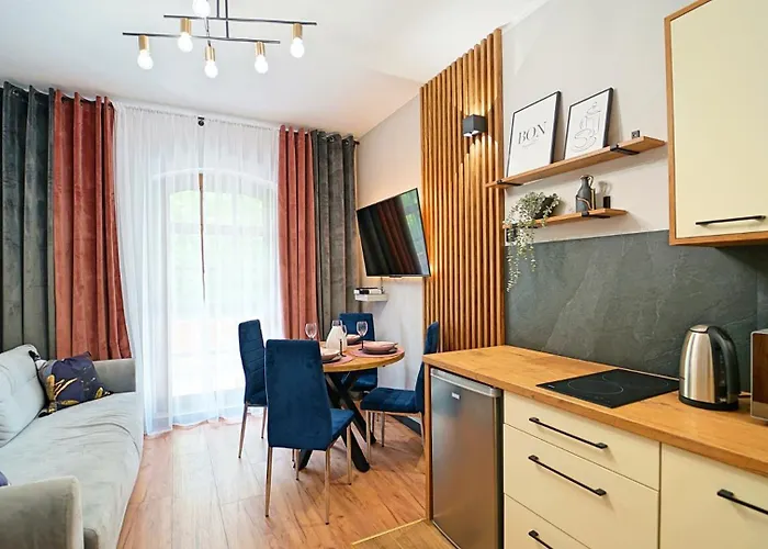Appartamento Everysky - Obroncow Pokoju 1d *